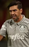 Abel rasga elogios a garoto e revela problema dos jogadores do Palmeiras
