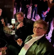 Foto tirada em Londres mostra Paulo Gonet com Vorcaro fumando charuto