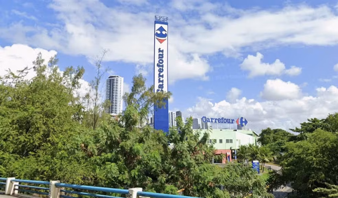 Funcionário de supermercado é investigado por importunação sexual contra adolescente, em PE