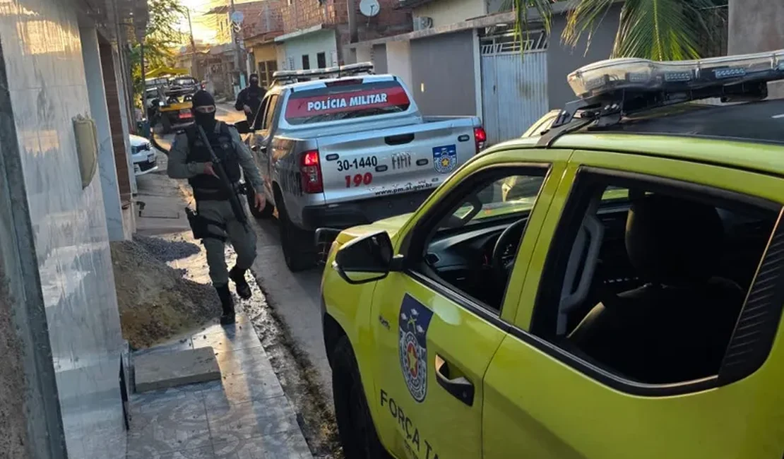 Servidor público suspeito de autar como  ‘guardião de armas do PCC’ é preso em Maragogi