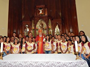Paróquia Santo Antônio encerra trezena do padroeiro com adoração 