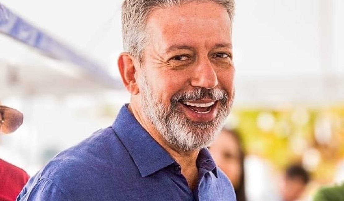 Com investimentos articulados por Arthur Lira, praças, mirantes e obras de urbanização viram realidade em AL