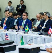 Paulo Dantas discute ICMS sobre combustíveis no Fórum dos Governadores em Brasília, nesta quinta (26)