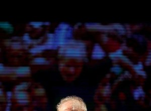 Lula defende polarização e diz que pior inimigo do Brasil é a desigualdade