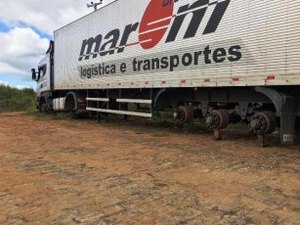 Caminhoneiro é amarrado, espancado e tem pneus roubados em Arapiraca