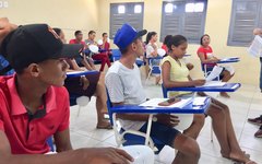 Jovens de Maragogi participam de curso sobre mercado de trabalho