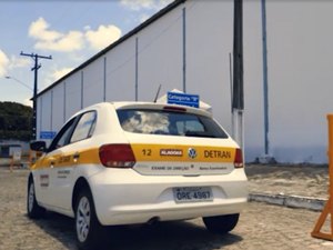 Detran oferece aulões gratuitos para quem deseja tirar CNH