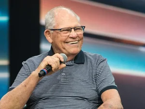 Morre Silvio Matos, ator, dublador e humorista, aos 82 anos