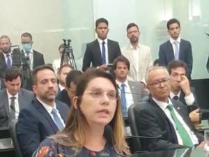 “Tenho consciência que estou participando de um jogo de cartas marcadas,” diz deputada Jó Pereira durante votação para governador