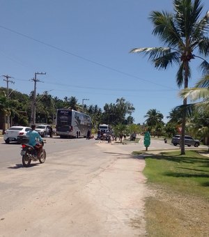 Colisão entre carro e moto deixa homem ferido em Passo de Camaragibe