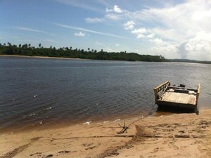 Corpo de homem é encontrado no Rio Camaragibe