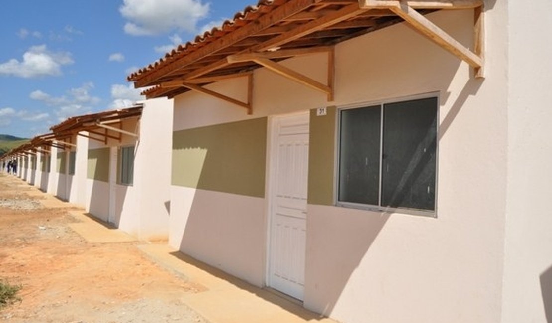 Seinfra demarcará terreno de casas destinadas à comunidade Portelinha