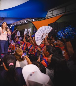 'Ninguém vai parar a força de uma mulher', diz Marina JHC em Matriz do Camaragibe