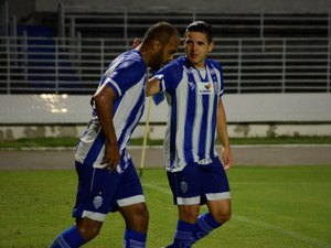 Alecsandro assina renovação com o CSA