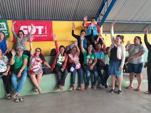 Profissionais de educação de Estrela de Alagoas aprovam proposta de 14% de reajuste