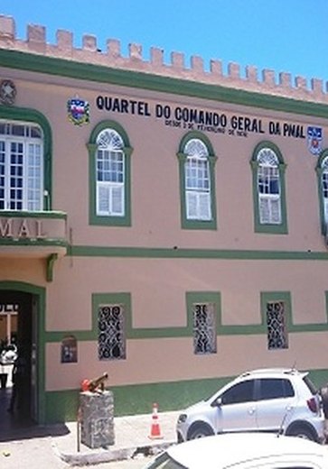 PMs são flagrados extorquindo morador em Maceió e podem ser expulsos da corporação