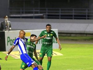 CSA perde de virada para o Cuiabá e se afunda na lanterna