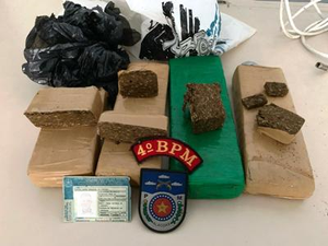 Dupla é presa com mais de 2kg de maconha na parte alta de Maceió