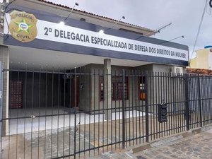 Preso acusado de tentar matar companheira ateando fogo no corpo dela, em Maceió