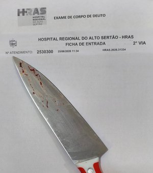 Jovem é presa acusada de esfaquear o próprio marido em Delmiro Gouveia