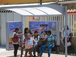 Maceió recebe novos abrigos de ônibus