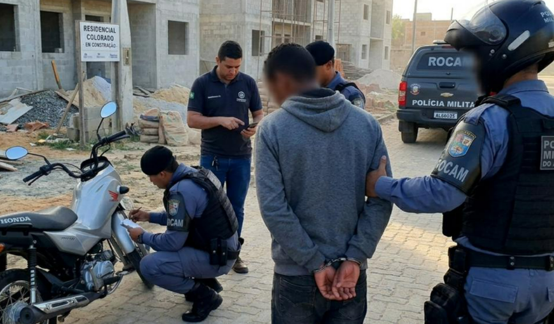 Homem é preso com moto furtada após rastreamento em Arapiraca