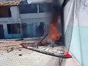 Piloto morre carbonizado após aeronave cair em escola de Aracaju 