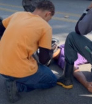 Motociclista fica ferido após colisão com carro na Santa Amélia