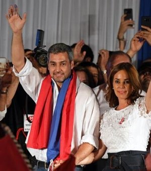 Mario Benitez vence eleição no Paraguai e promete país sem divisões