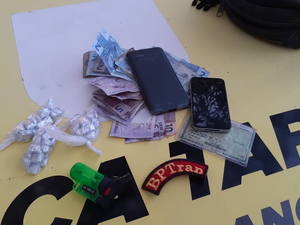 Homem é preso com drogas na Praia da Jatiúca