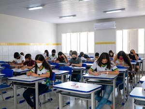 [Vídeo] Prefeitura de Girau do Ponciano recebe alunos com palestras em retorno escolar