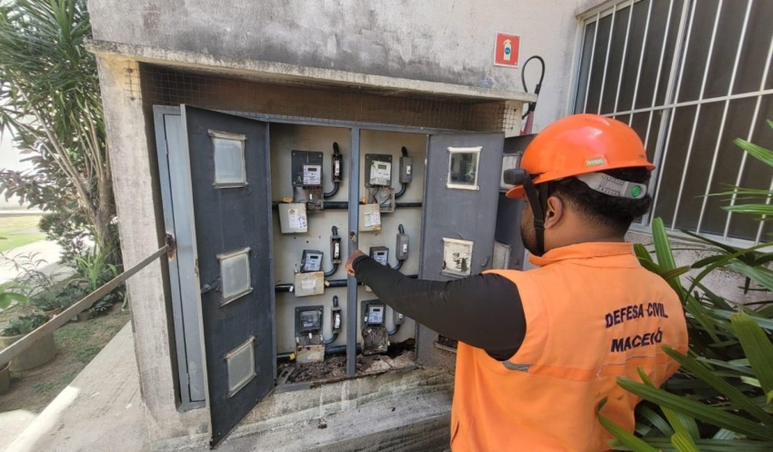Defesa Civil de Maceió identifica falhas em instalações elétricas de residencial