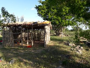 Dois suspeitos morrem após trocar tiros com a polícia em Delmiro Gouveia