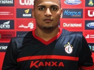 Atacante Lessinho, e outros cinco jogadores, foram dispensados do Campinense