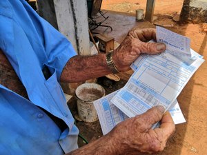 [Vídeo] Moradores da zona rural de Arapiraca denunciam falta de água há quatro meses