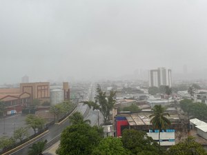 Não vai dar praia: previsão de chuva e nebulosidade para o fim de semana, em Maceió