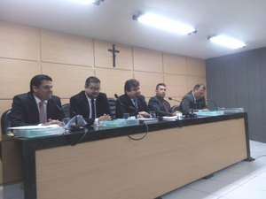 Câmara solicita que Prefeitura de Arapiraca promova palestras nas escolas sobre depressão 