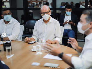 Renan Filho se reúne com representantes de setores de academias para discutir medidas de distanciamento