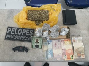 Polícia apreende quase 1kg de maconha no telhado de residência em Arapiraca