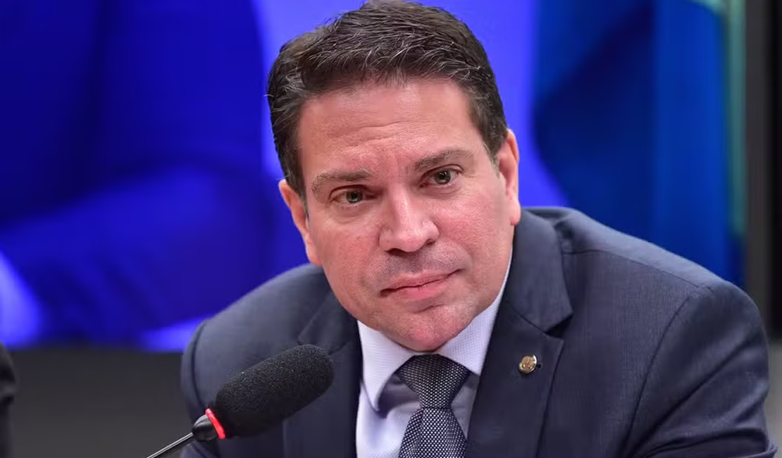 Ex-deputado Alexandre Ramagem é preso pelo ICE nos EUA, diz PF