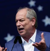 Ciro flerta com bolsonarismo no Ceará na semana em que desembarca em AL