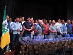 Sarau da EJA celebra cultura, aprendizado e inclusão no Planetário Municipal