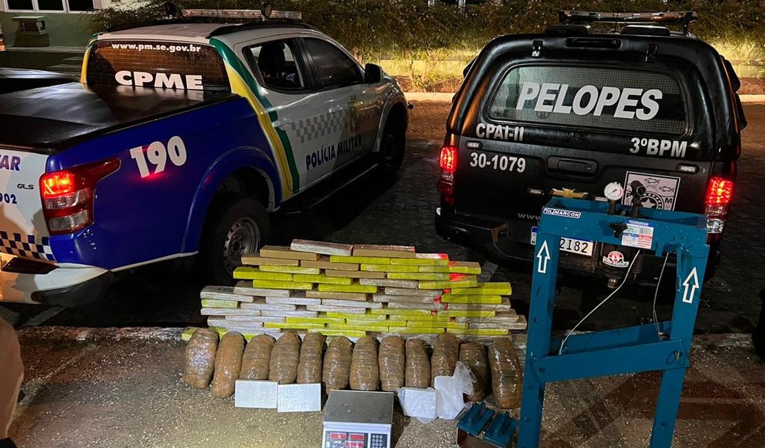 [Vídeo ] Policia Militar aprende quase 100 kg de drogas em casa abandonada no bairro Boa Vista
