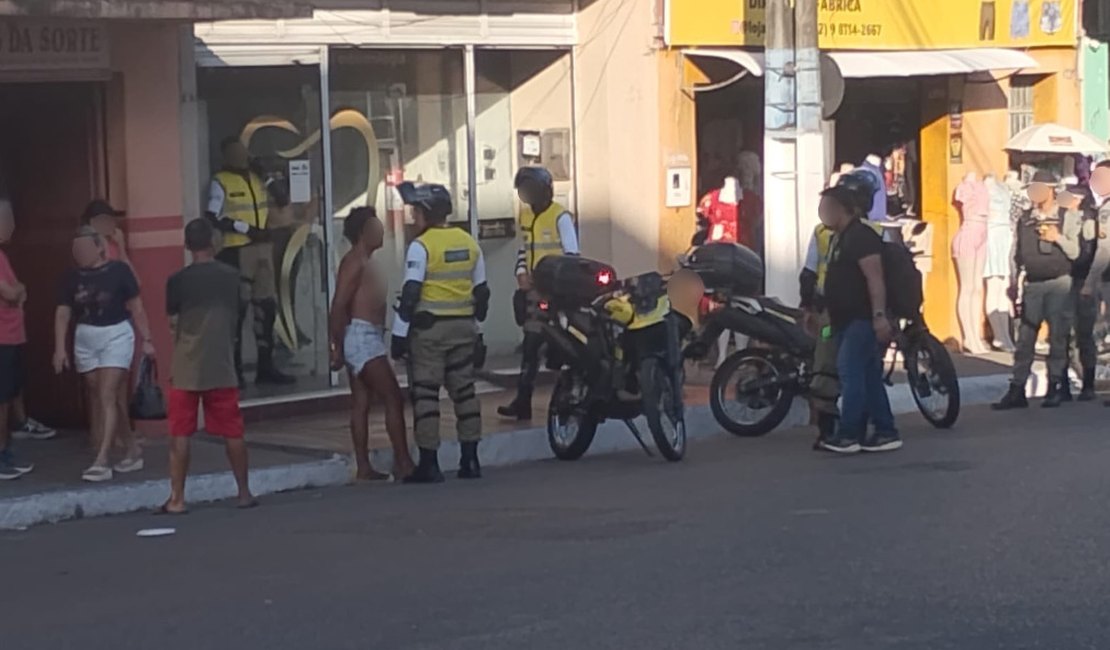 Casal entra em luta corporal e mobiliza PM no Centro de Arapiraca