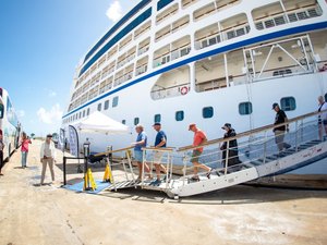 Cruzeiro Insignia: mais de 500 turistas estrangeiros conhecem os atrativos de Maceió