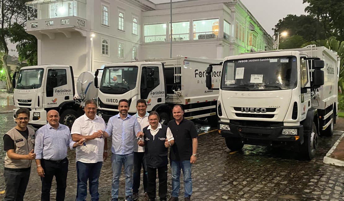 Paulo Dantas entrega veículos para minimizar estragos causados pelas chuvas em São Miguel dos Campos