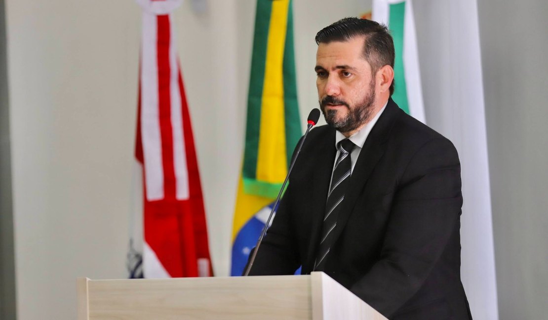 Leonardo Dias defende maior orçamento ao Turismo e à Assistência Social