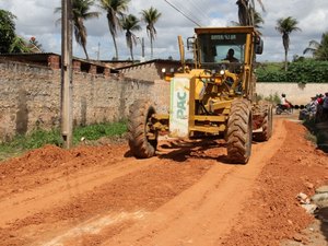 Após protesto, prefeitura realiza manutenção de ruas na Canafístula