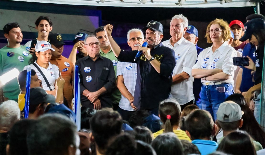 Antonio e Nivaldo Albuquerque são recebidos com festa em Maravilha