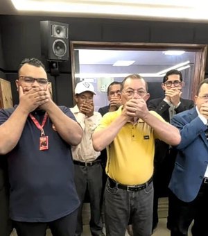 Pastores fazem protesto simbólico em apoio à Rádio Farol após decisão do TRE-AL